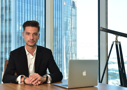 BusinessPortrait_AgoraLuxuryConsulting_Nicolas3