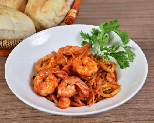 LouieAlmaPhotography_Food_FreshFish_SeafoodPastaRedSauce