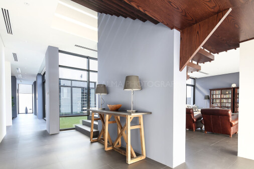 Real Estate Photography - Huge and Luxury Villa in Dubai